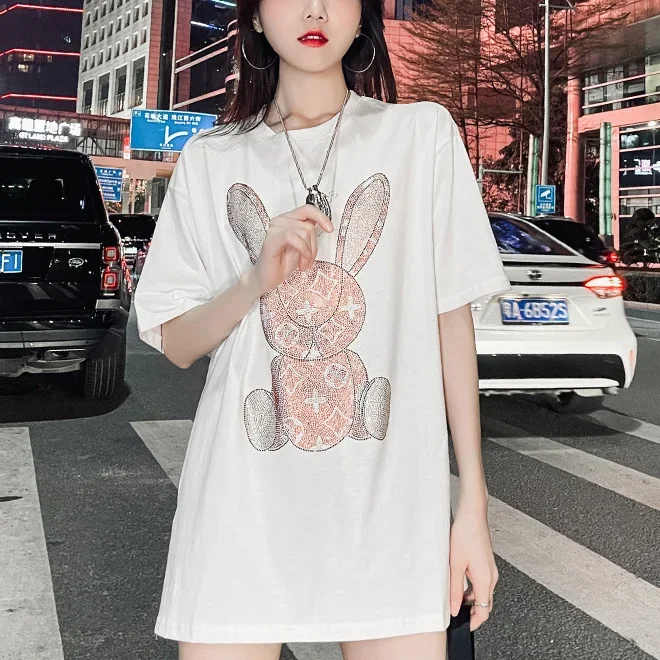 T-Shirts - T-shirt casual estiva da donna: maglietta
