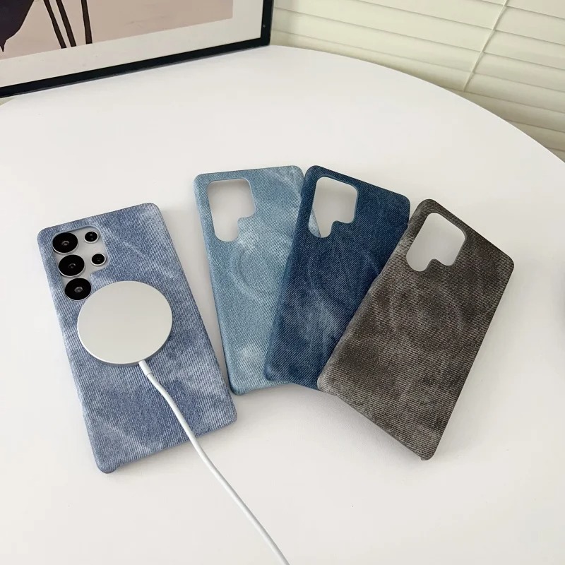 Custodia Magnetica per Telefon - Jeans recensione e prezzo