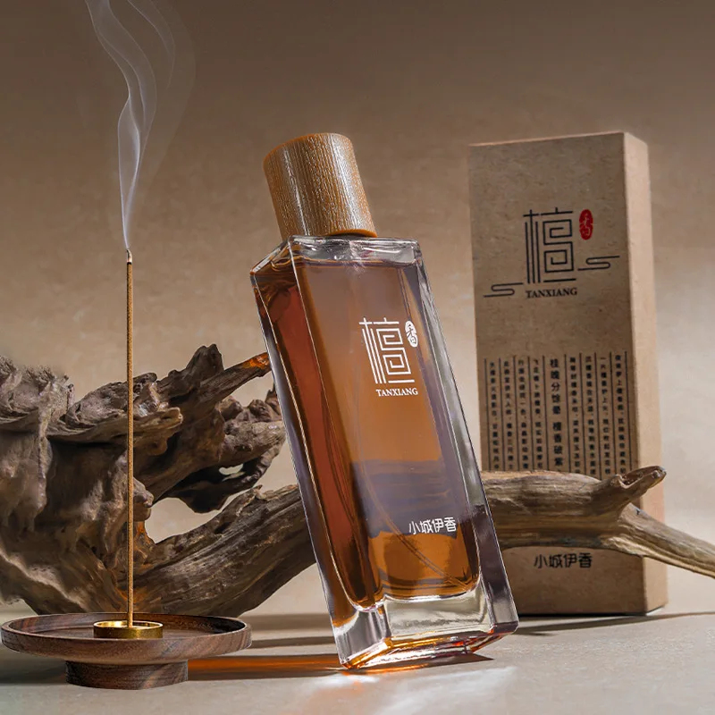 Eau de Toilette al Sandalo 50m - Jeans recensione e prezzo